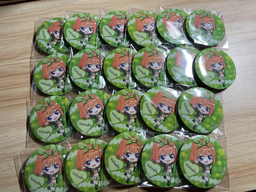 Amazon.co.jp: 五等分の花嫁 四葉 缶バッジ 大量 22個 セット 痛バ